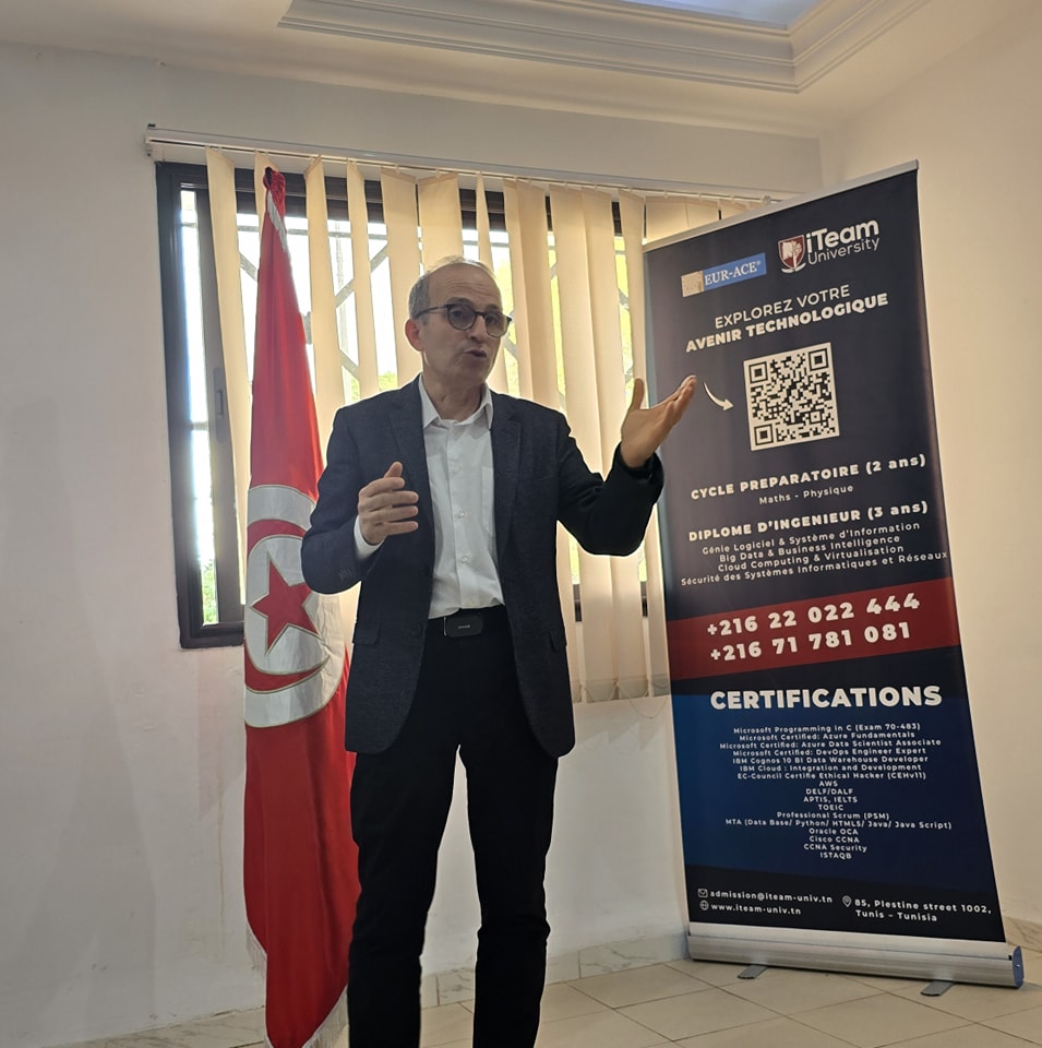 Dr Maledh Marrakchi pr&eacute;sentant le changement de paradigme de l'intelligence artificielle