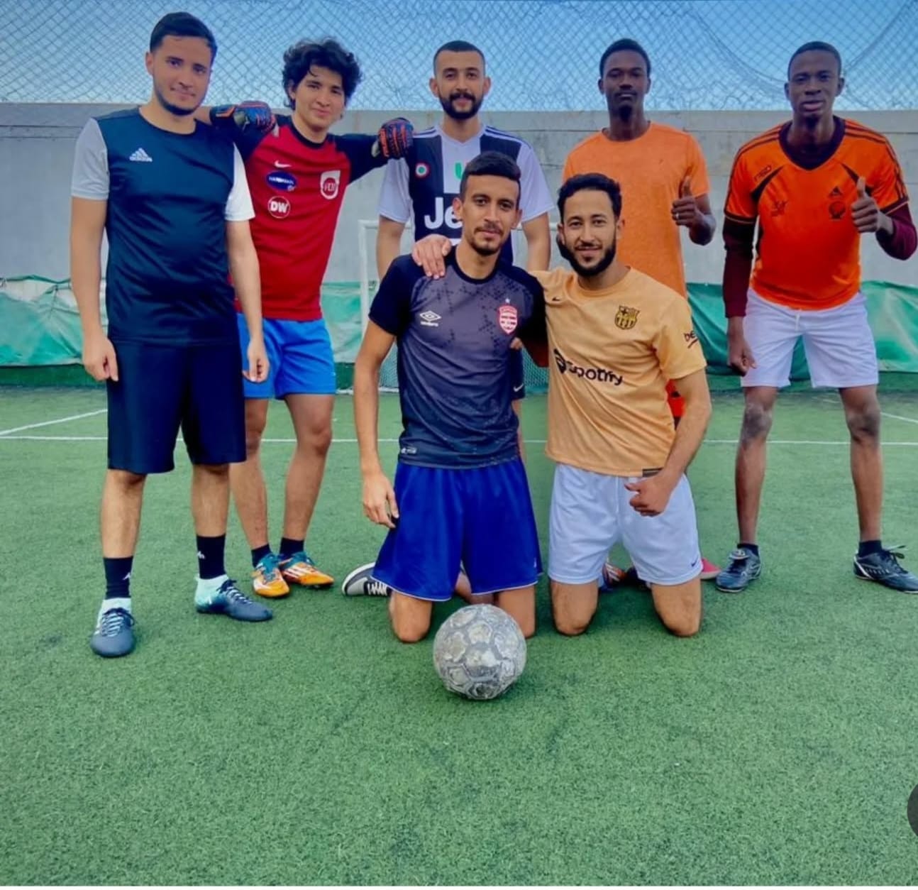 Équipe football entre amis